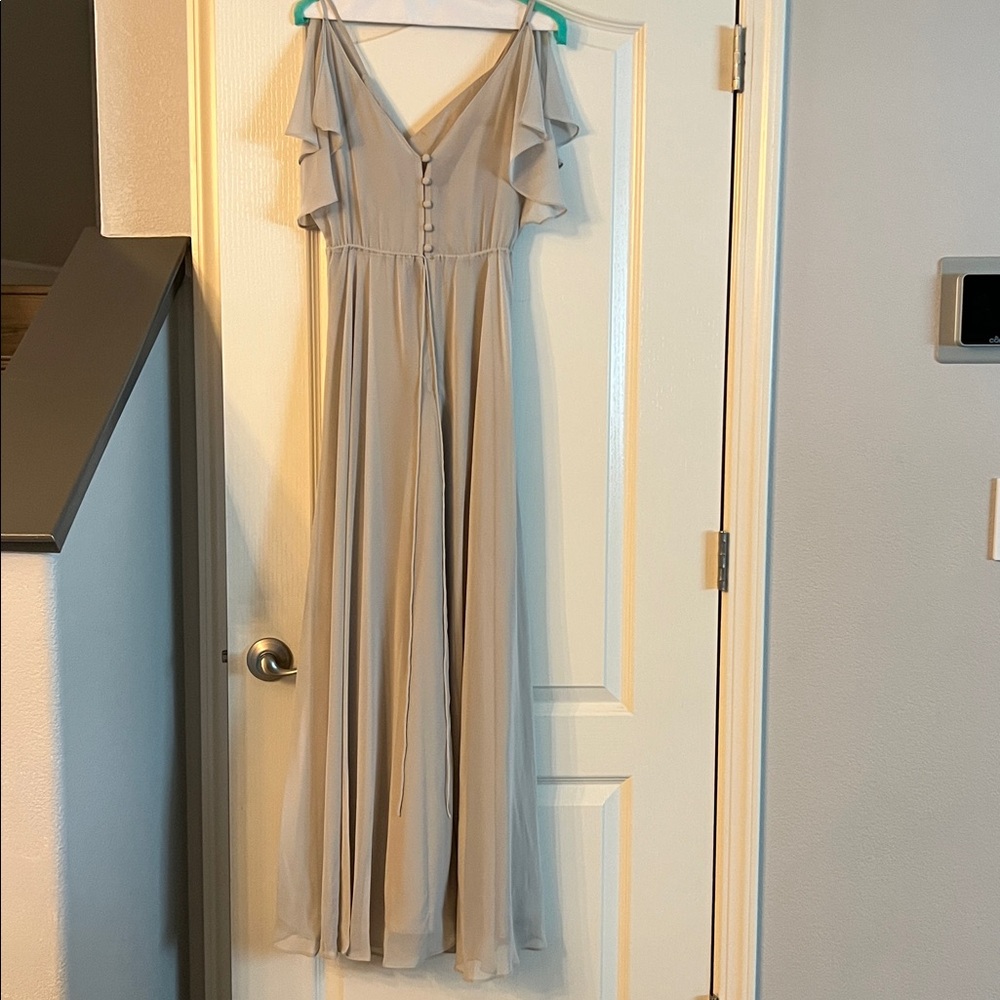 Jenny Yoo collection Elegant Dove Grey Flutter Sleeve Full Length Formal Dress - Picture 4 of 8